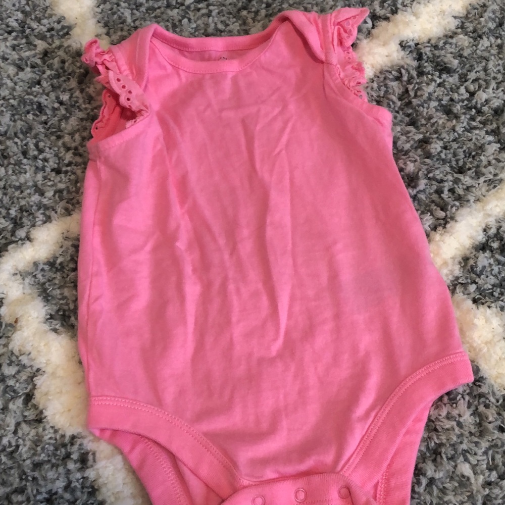 Baby Gap pink eyelet baby girl onesie bodysuit